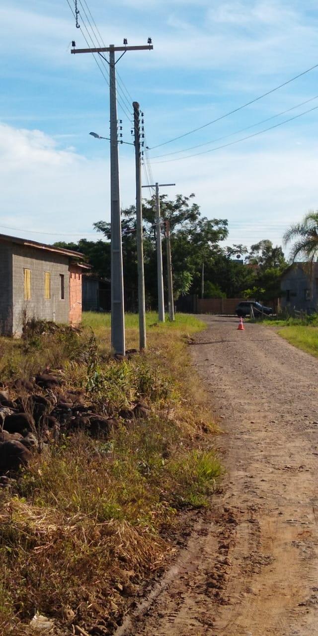 Construção de rede trifásica, Vila Santa Catarina - SJS