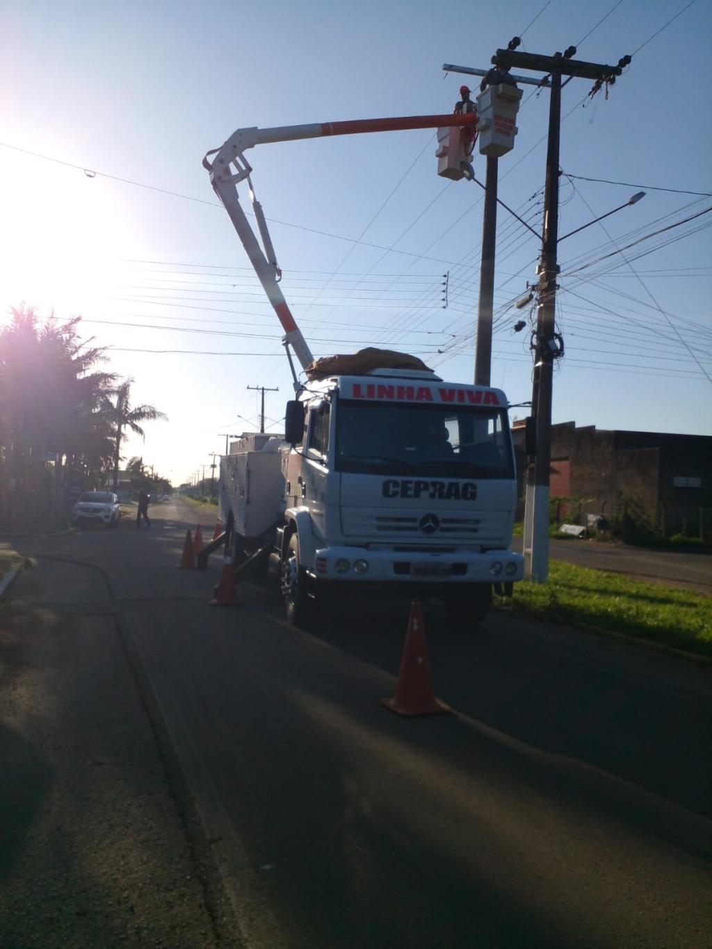 Deslocamento de Rede para Construção de Hotel. Avenida José Inácio Junior - PG